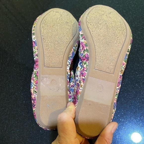 Madden Girl Pink Floral open toe ballet flats, size 8.5 - Picture 7 of 10